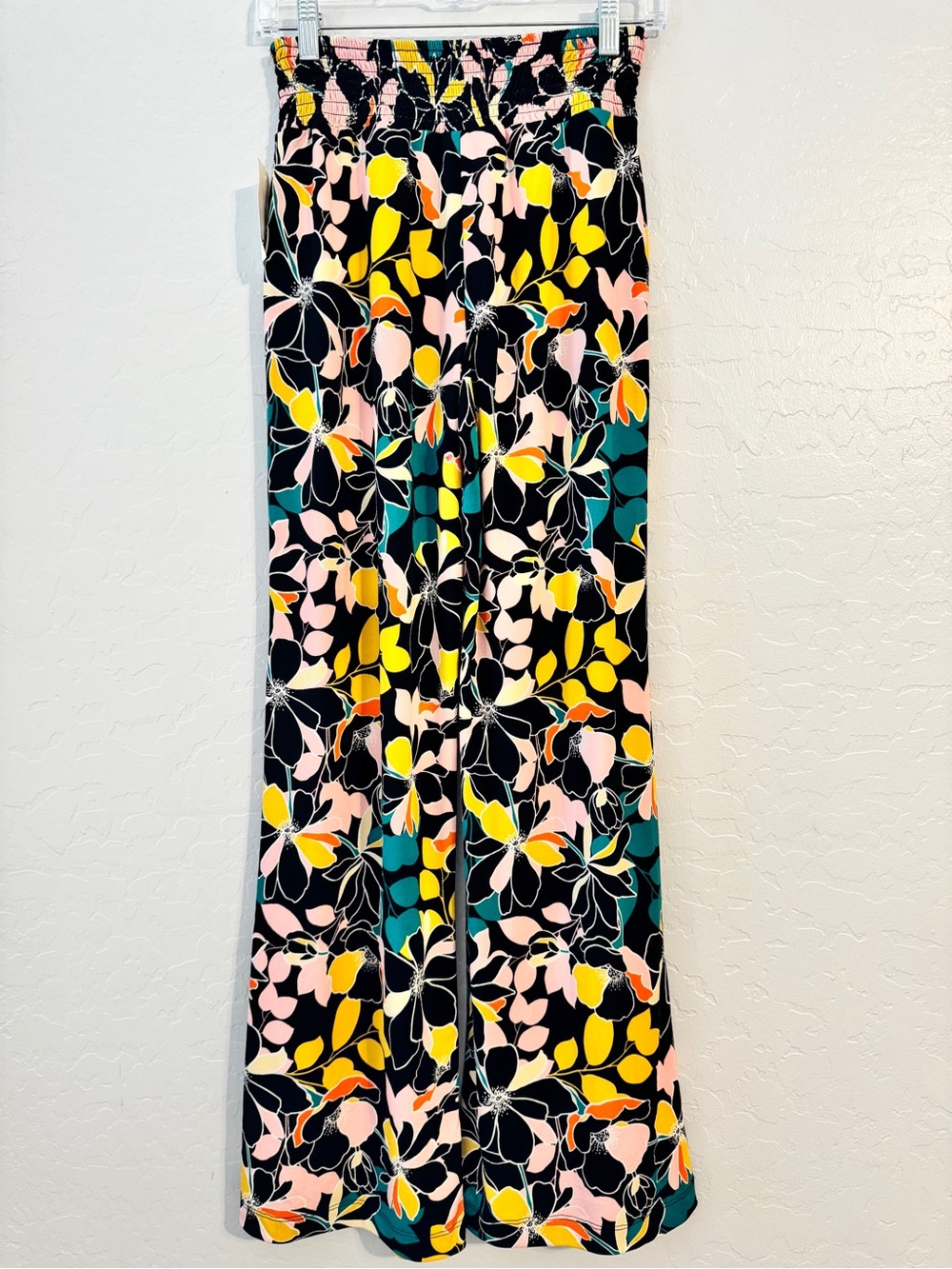 👖bar III Women's Floral Wide-Leg High Rise Pull-On Crepe Pants Black XS
